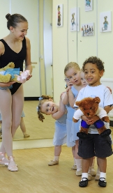 Melody Movement dancers